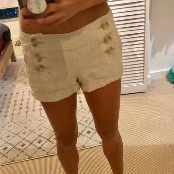 Express Beige Shorts - Picture 3 of 4